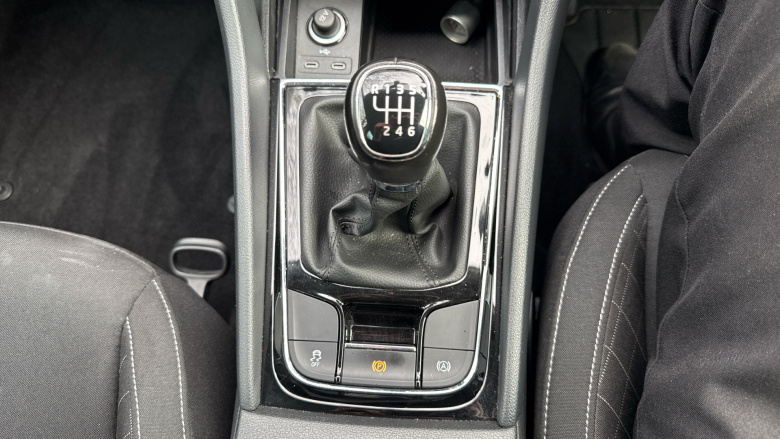 Skoda Karoq 1.0 TSI 110 SE 5dr Petrol Estate